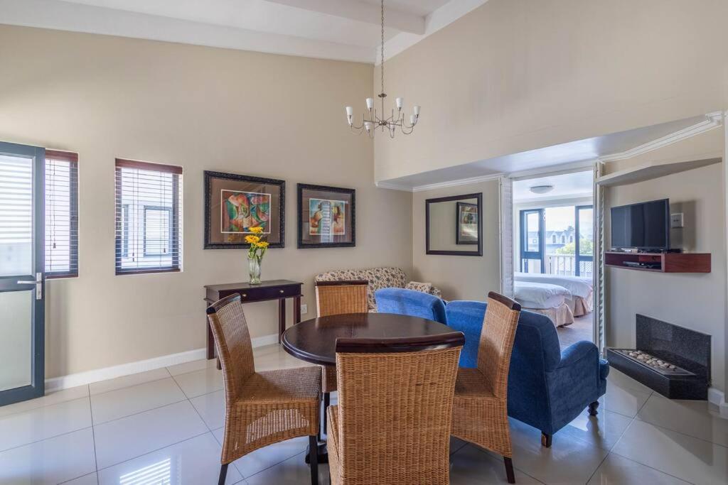 2 X Bedroom Loft Apartment! * Knysna